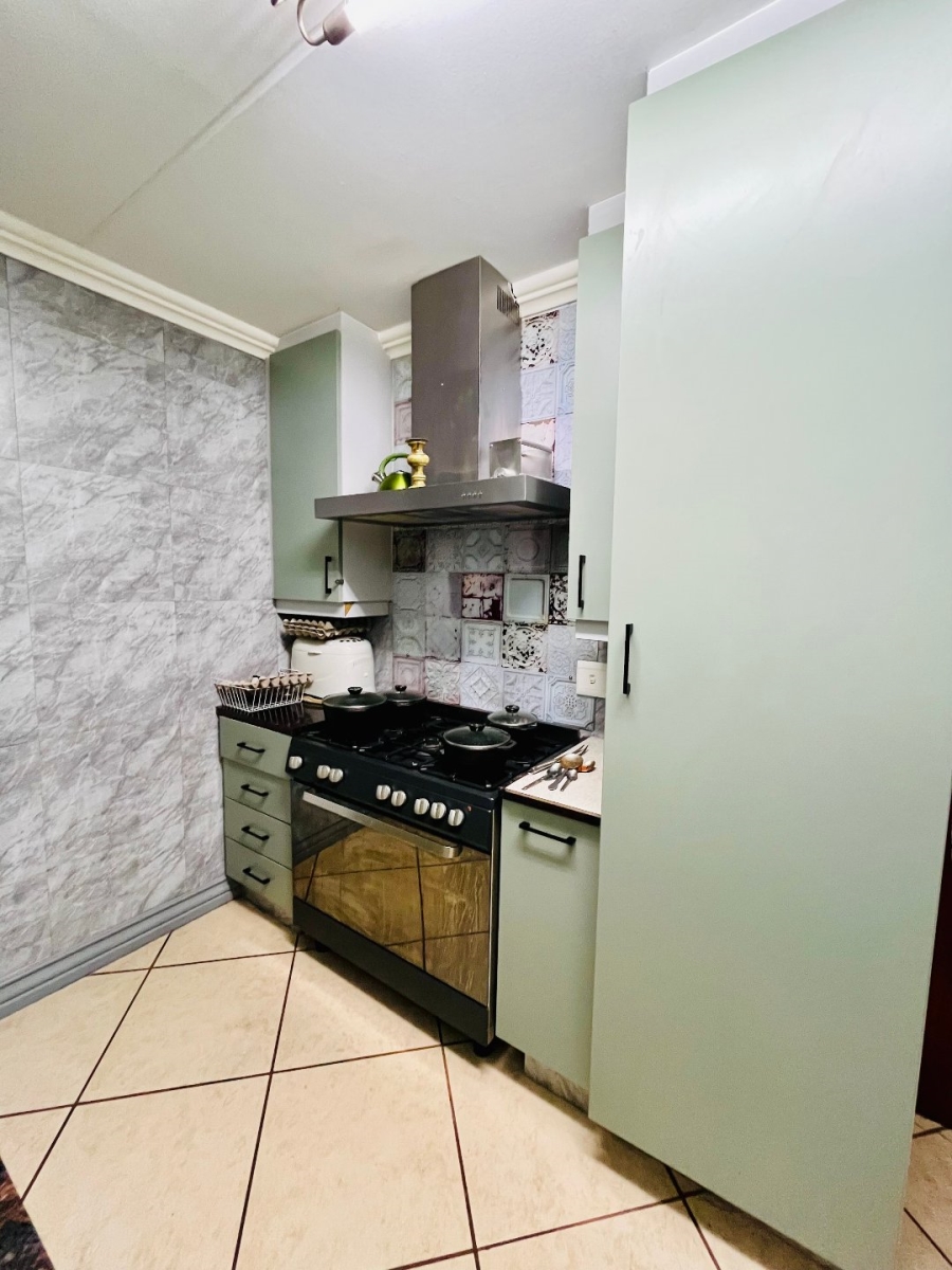 6 Bedroom Property for Sale in Tergniet Western Cape